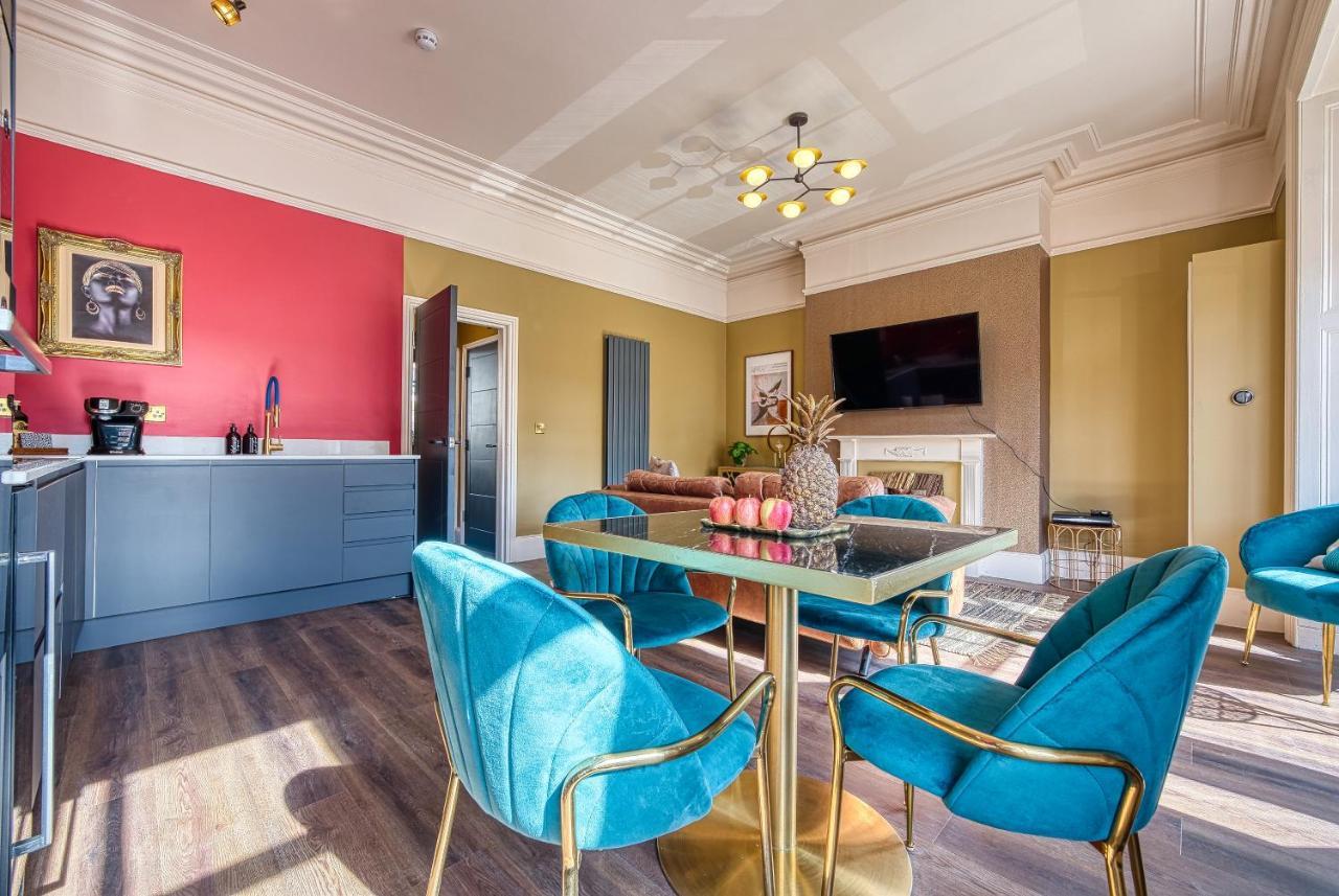 Casa Del Artista - Luxury Apartments, Whitby Eksteriør billede